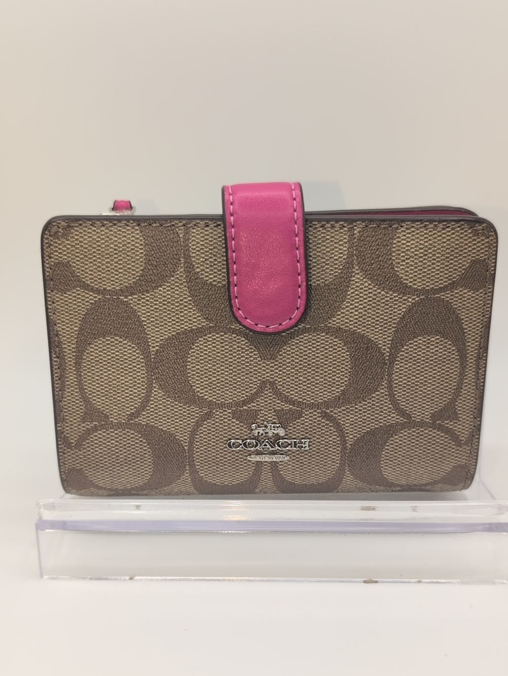 ❌SOLD❌ Coach Medium Zip Wallet